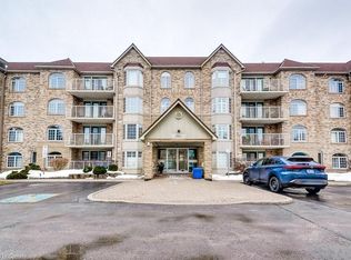 216 Plains Rd W #A409, Burlington, ON L7T4M1