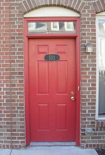 Private Entrance
