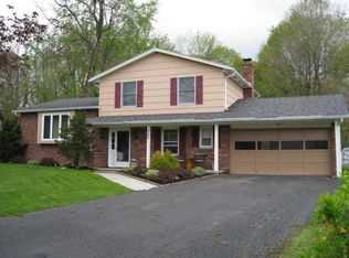 322 Judy Ann Dr, Rochester, NY 14616
