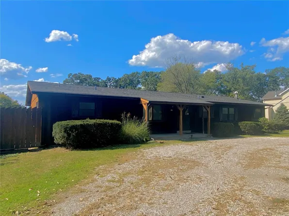8647 Watson Ridge Dr, Saint Louis, MO 63126