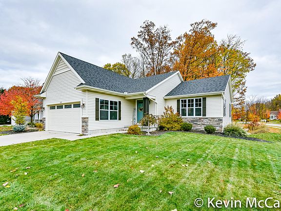 3rd image of 2091 Dellbrook Ct SE