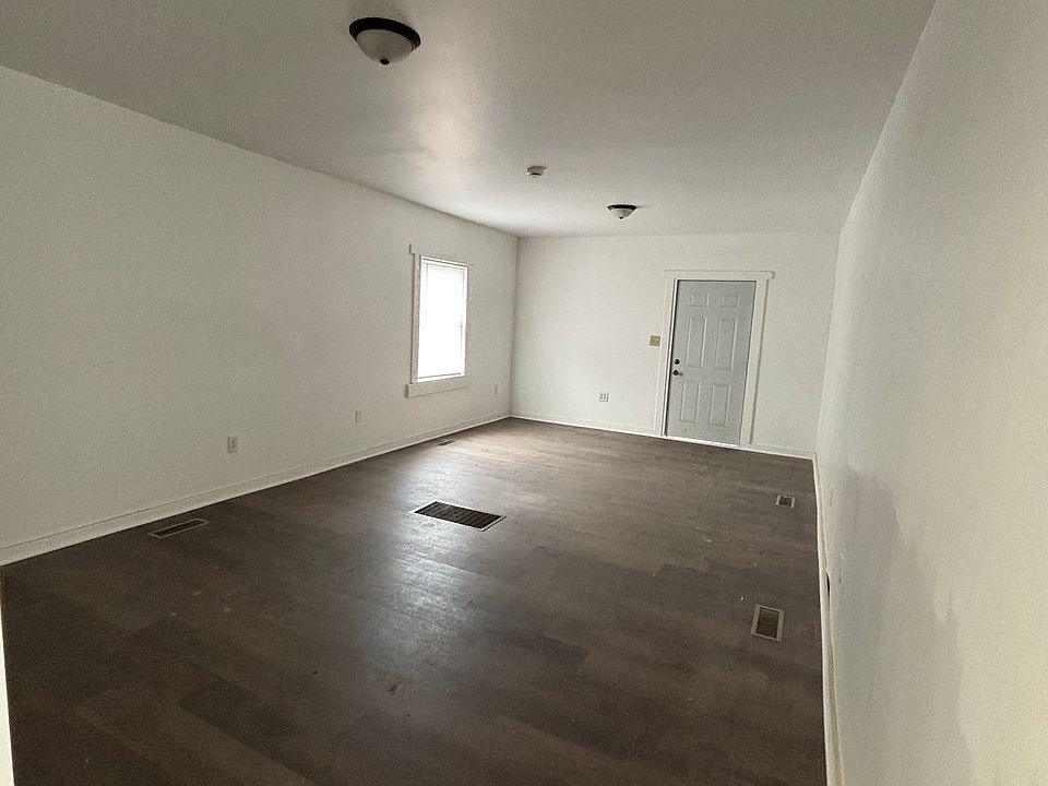 1st image of 1503 Summer St