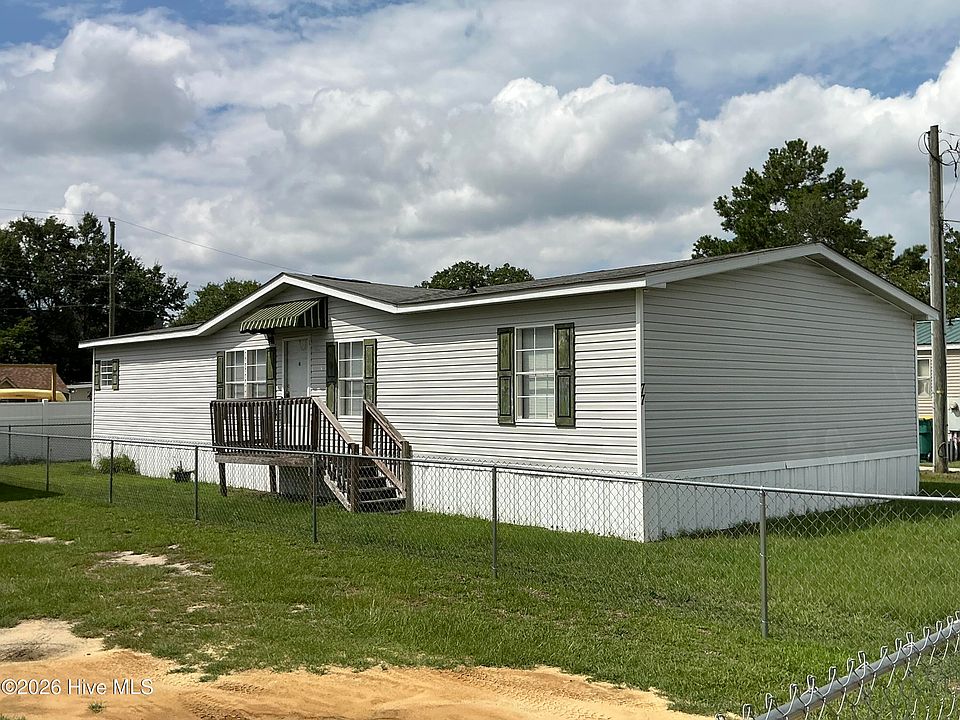 1st image of 77 Maple Avenue