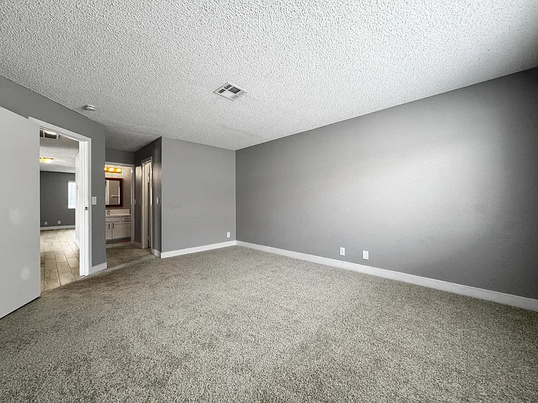6743 W Charleston Blvd #4 — Photo 31
