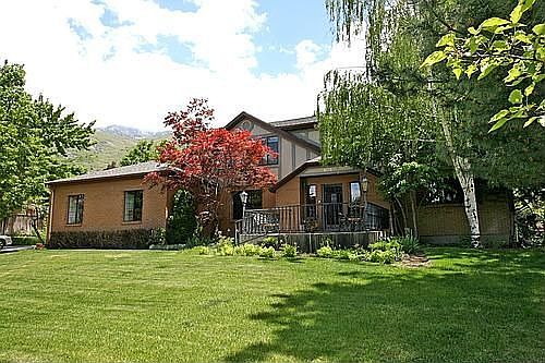 2nd image of 804 Redford Dr