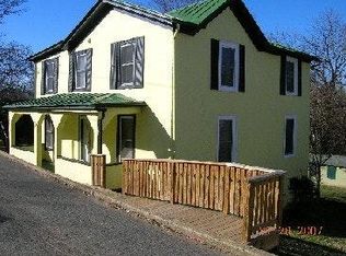 339 6 1/2 St SW, Charlottesville, VA 22903