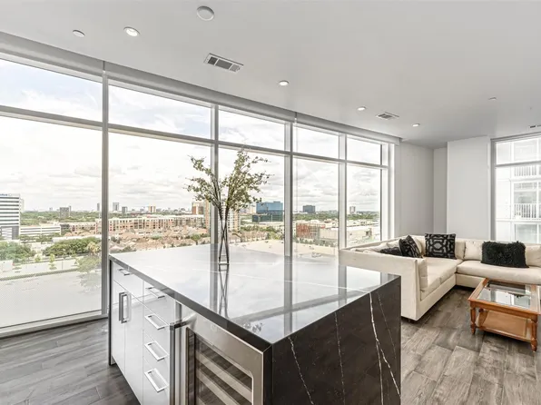 4521 San Felipe St Unit 1203, Houston, TX 77027