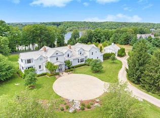 08111 Mulberry Ln, Charlevoix, MI 49720