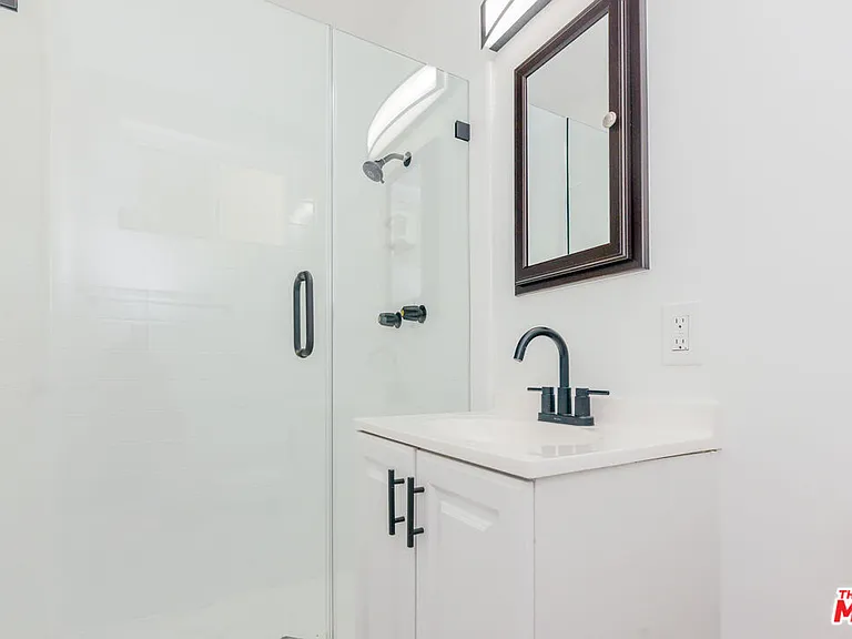 2107 Pullman Ln #A — Photo 34