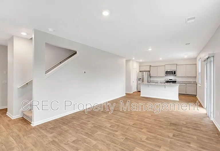575 Wayton Cir — Photo 5