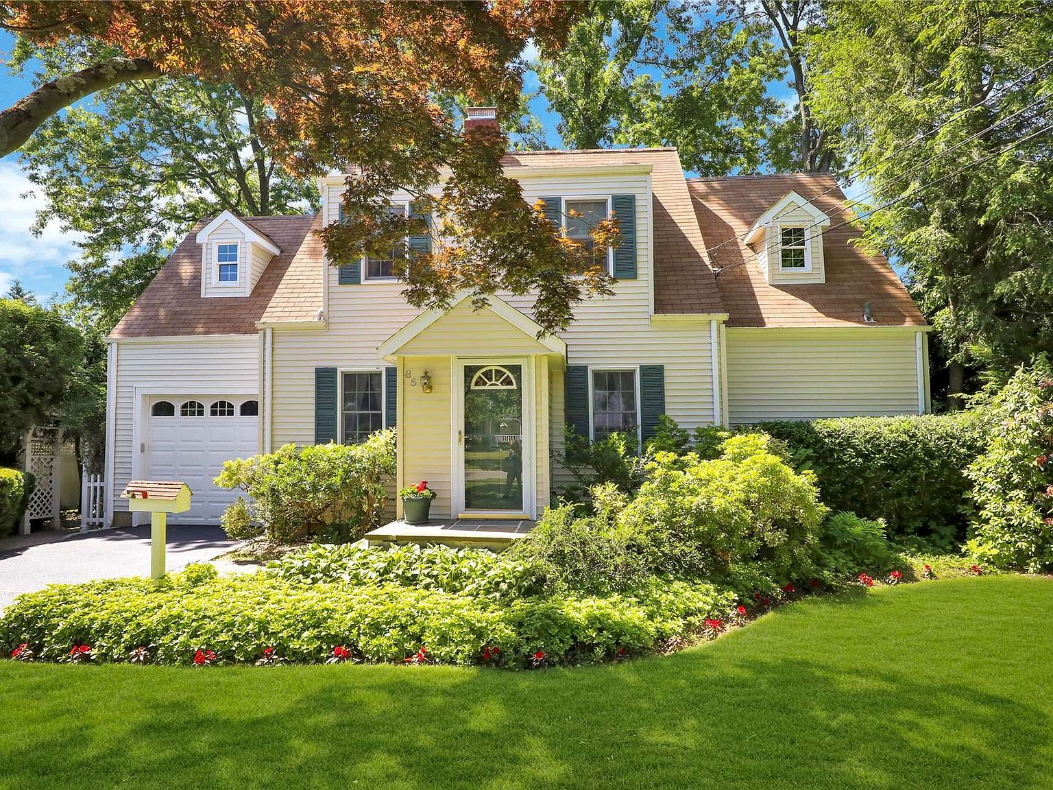 85 Calvin Avenue, Syosset, NY 11791 Zillow