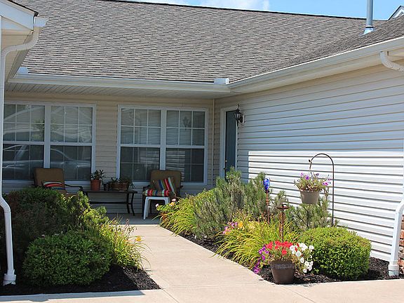 Side Entry for Guests