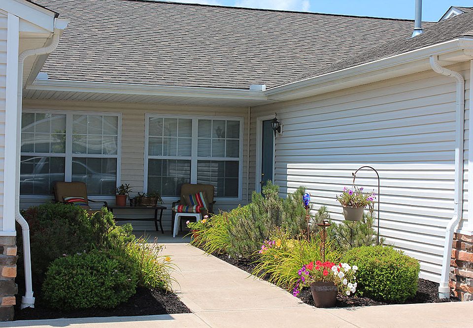 Side Entry for Guests