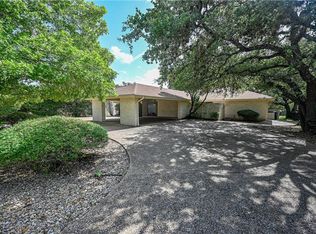 911 Porpoise St, Lakeway, TX 78734