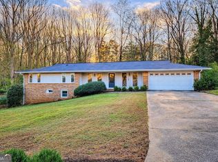 3730 Mill Glen Dr, Douglasville, GA