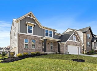 2587 Golden Leaf Dr, Beavercreek Township, OH 45431