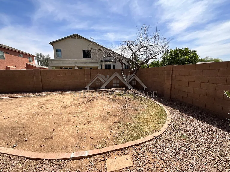 3521 E Juanita Ave — Photo 29