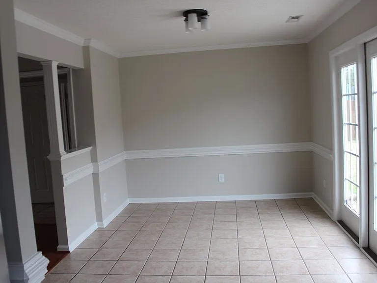 1122 Reflex St — Photo 3