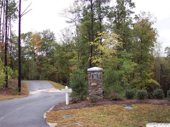 3319 Plank Rd, Toano, VA 23168