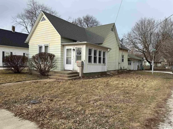 355 W Elm St, Waverly, IL 62692