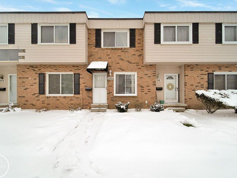 1st image of 409 Estrada Dr
