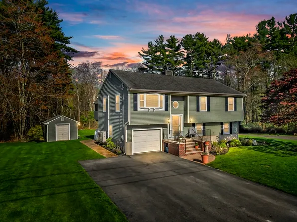 12 Elderberry Dr, Acushnet, MA 02743