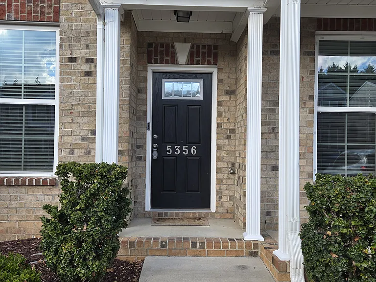 5356 Farm House Trl — Photo 2