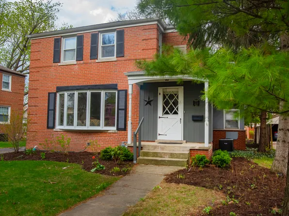 617 9th Ave, La Grange, IL 60525