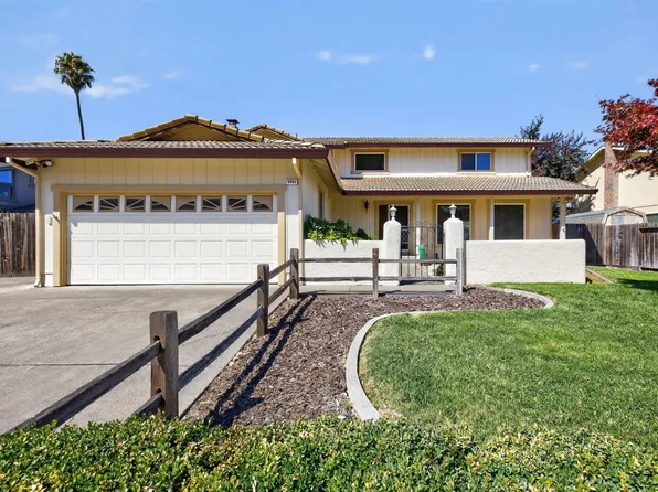 6093 Donna Court, Rohnert Park, CA 94928