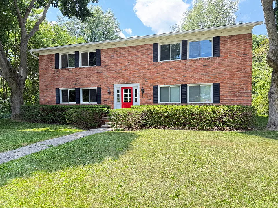 6489 Sorby Rd #101