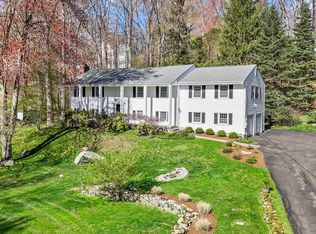 41 Haviland Dr, Stamford, CT 06903