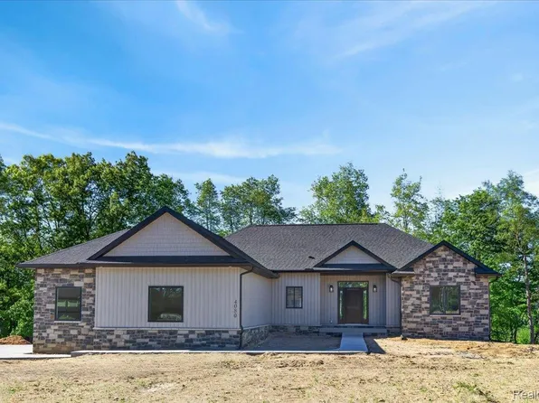 5005 Metamora Rdg, Metamora, MI 48455