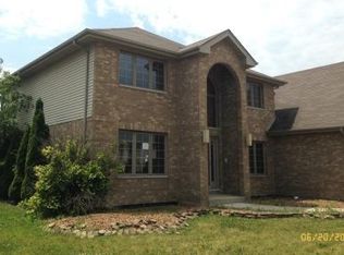 4621 Ashford Dr, Matteson, IL 60443