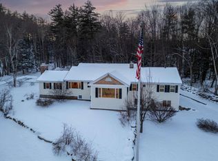 15 Galloway Ln, Bedford, NH 03110