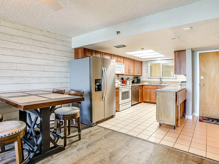 6009 Sea Ranch Dr #208 — Photo 7