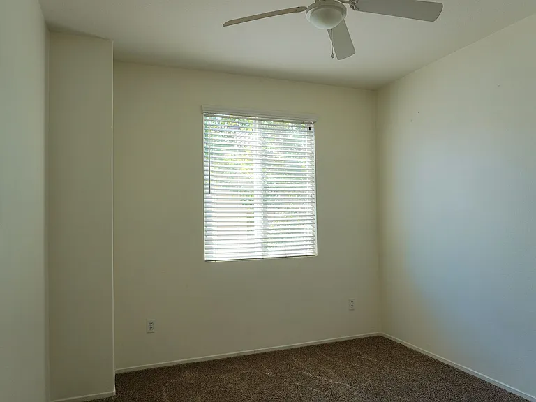 27544 Papillion St #3 — Photo 15