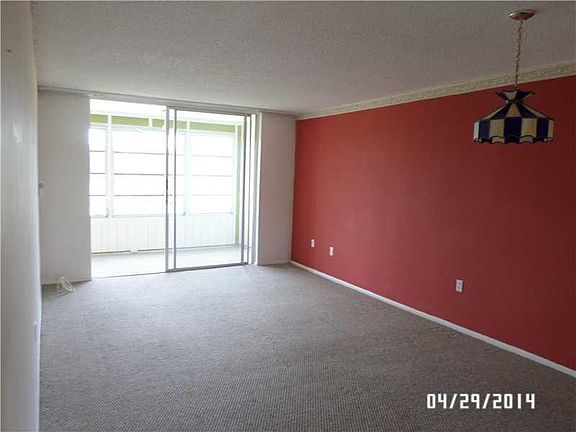 3rd image of 8081 Sunrise Lakes Drive #207