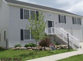 167 Whisper Ridge Dr, Port Matilda, PA 16870