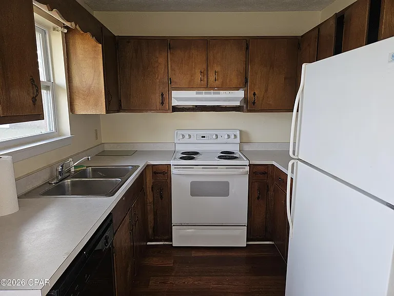 3734 Transmitter Rd #R — Photo 8