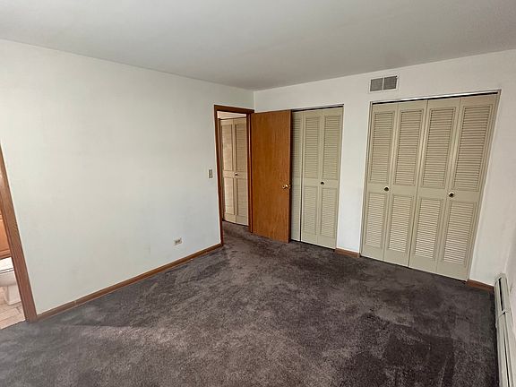 4th image of 1510 E Northwest Hwy APT 103