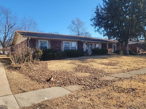3rd image of 2908 Castleford Dr