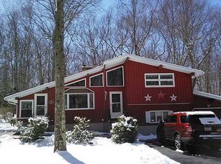 6 Salvas Ct, Cumberland, RI 02864