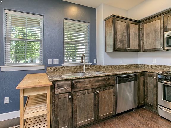 5th image of 515 G St APT 326