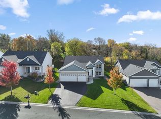 1284 Meadow Ln S, Shakopee, MN 55379