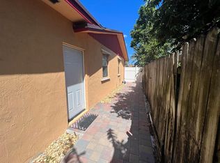 2861 NE 5th Ct, Boynton Beach, FL 33435