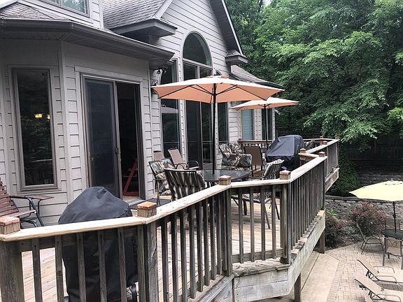 3rd image of 14448 Spring Creek Dr