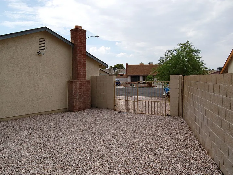 7185 Acorn Ct — Photo 5