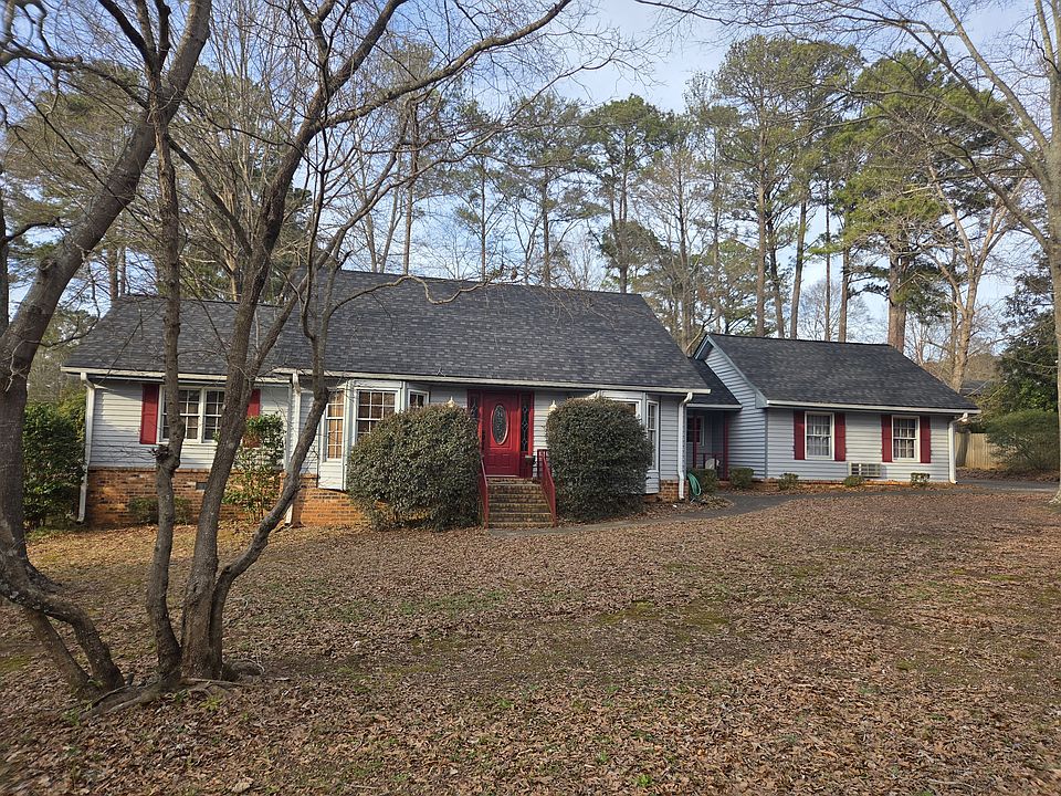 1st image of 898 Sugar Creek Dr SE