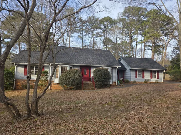 898 Sugar Creek Dr SE, Conyers, GA 30094