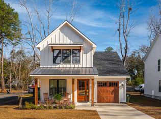 101 Classic St, Summerville, SC 29483